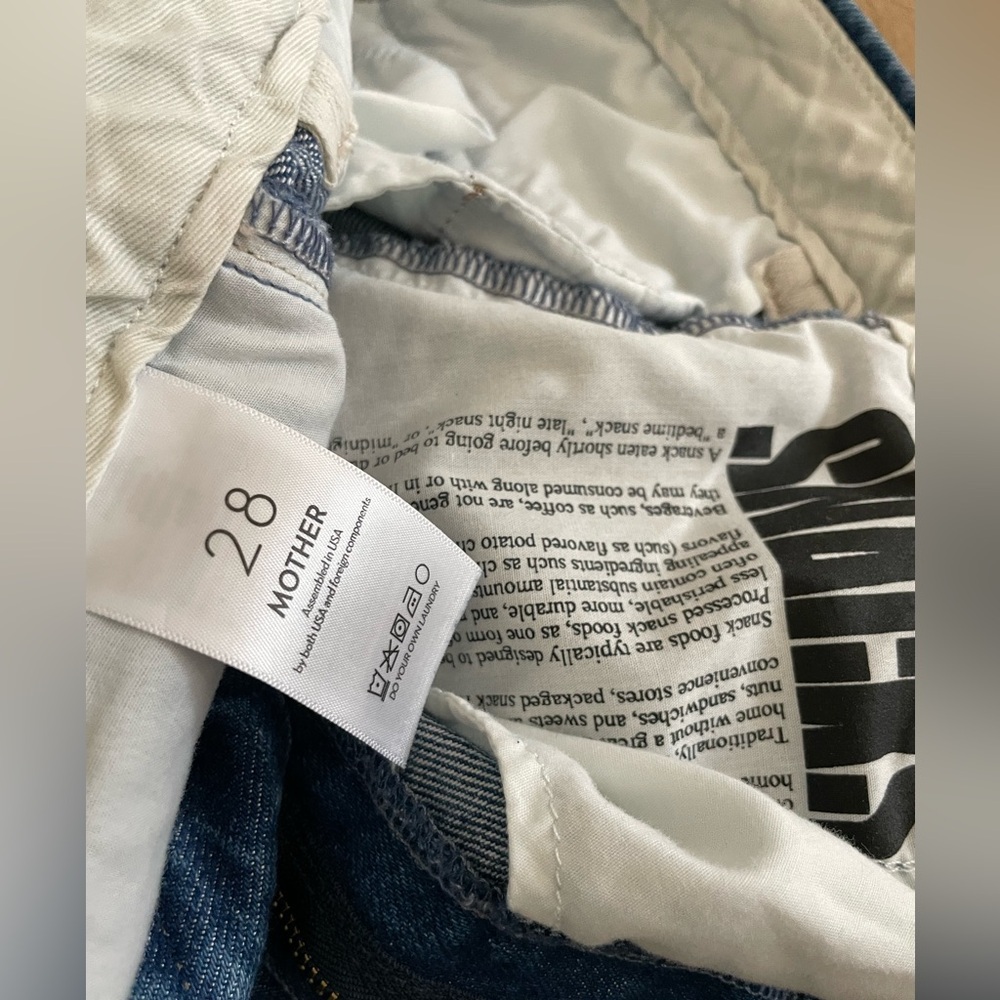 MOTHER SNACKS Baggy Jean Shorts Jorts Long Size 28 Relaxed - Picture 8 of 11
